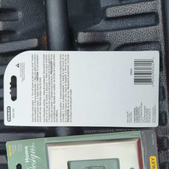 Set of 4 Stanley Satin Nickel Metal GFI Decora Oultet Wall Plate Covers - Picture 3 of 3